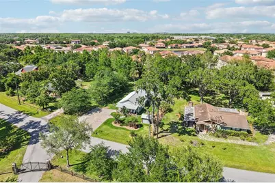 2695 Holiday Woods Drive, Kissimmee, FL 34744 - Photo 13