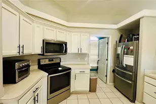 3600 Yellow Bird Ct, Saint Cloud, FL 34772 - Photo 3