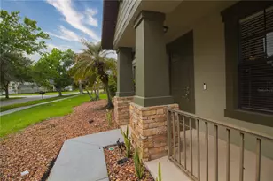 2860 Lafayette Trace Dr, Saint Cloud, FL 34772 - Photo 3