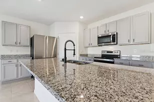 5235 Mahogany Dr, Mount Dora, FL 32757 - Photo 13