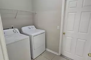 911 Gloucester Ct, Kissimmee, FL 34758 - Photo 7