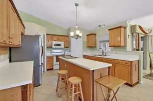 1912 Lakeview Pl, Kissimmee, FL 34759 - Photo 13