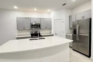 1304 Drake Rdg Dr, Kissimmee, FL 34744 - Photo 7