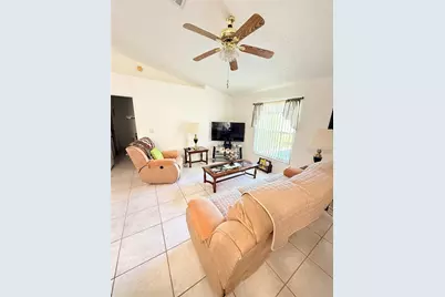 302 Miami Place, Kissimmee, FL 34759 - Photo 11