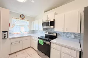 302 Miami Pl, Kissimmee, FL 34759 - Photo 7