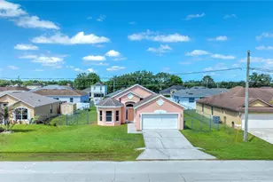 716 Versailles Ln, Kissimmee, FL 34759 - Photo 19