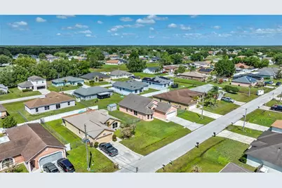 716 Versailles Lane, Kissimmee, FL 34759 - Photo 15