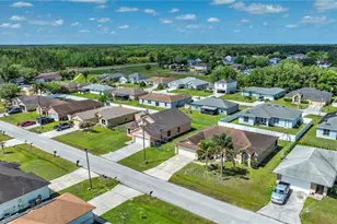 716 Versailles Ln, Kissimmee, FL 34759 - Photo 19