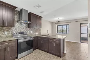 7316 Radiant Cir, Orlando, FL 32810 - Photo 11