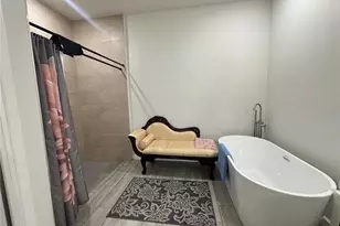 318 Begonia Ct, Kissimmee, FL 34759 - Photo 21