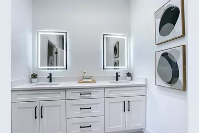 422 Eisenhower Boulevard, Lehigh Acres, FL 33974 - Photo 27