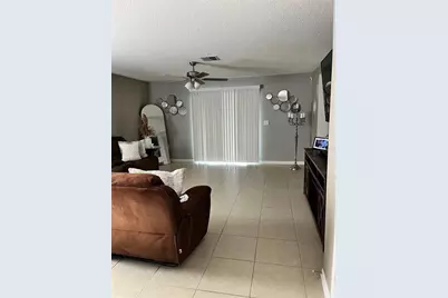 2121 Hibiscus Place, Kissimmee, FL 34759 - Photo 9