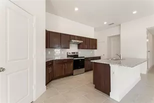 9239 Westside Hls Dr, Davenport, FL 33896 - Photo 5