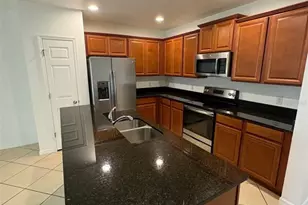 2875 Sunstone Dr, Kissimmee, FL 34758 - Photo 7