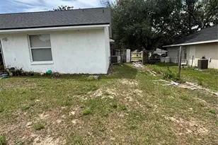 4250 Worthington Pl, Mascotte, FL 34753 - Photo 11