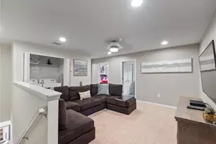 8867 Geneve Ct, Kissimmee, FL 34747 - Photo 17