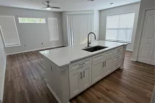 8807 Dunes Ct, Kissimmee, FL 34747 - Photo 5