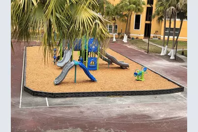 5761 Gatlin Avenue #526, Orlando, FL 32822 - Photo 15