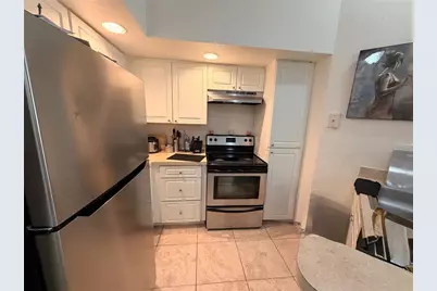 5761 Gatlin Avenue #526, Orlando, FL 32822 - Photo 5