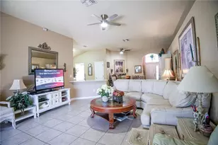 15509 Markham Dr, Clermont, FL 34714 - Photo 9