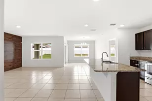 5636 Westerly Breeze Pl, Saint Cloud, FL 34771 - Photo 3
