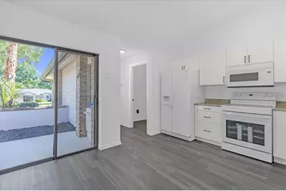 9011 Chapman Oak Court, Windermere, FL 34786 - Photo 5