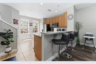 5026 Tideview Circle #17, Orlando, FL 32819 - Photo 5