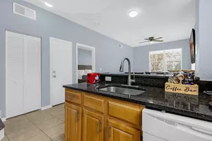 4013 Venetian Bay Dr, Kissimmee, FL 34741 - Photo 3