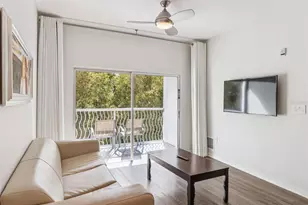 225 Celebration Pl, Celebration, FL 34747 - Photo 3