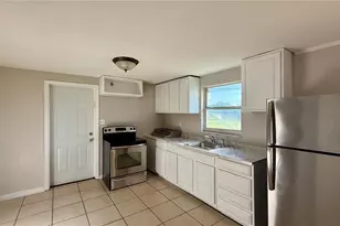 1314 N Combee Rd, Lakeland, FL 33801 - Photo 5
