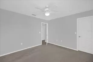 1453 Royal Ridge Dr, Davenport, FL 33896 - Photo 13