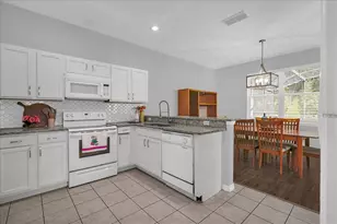 1453 Royal Ridge Dr, Davenport, FL 33896 - Photo 3