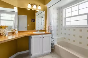 3320 Pineridge Cir, Kissimmee, FL 34746 - Photo 13