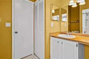3320 Pineridge Cir, Kissimmee, FL 34746 - Photo 11