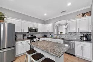 242 Solana Cir, Davenport, FL 33897 - Photo 11