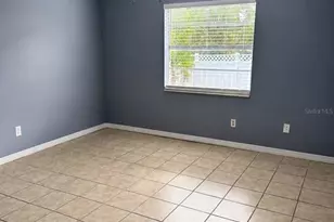 7210 N Manhattan Ave, Tampa, FL 33614 - Photo 3