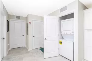 3161 Paradox Cir, Kissimmee, FL 34746 - Photo 9