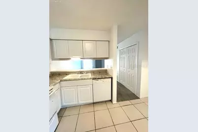2775 Willow Run, Orlando, FL 32808 - Photo 11