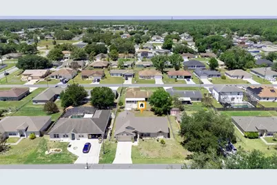 307 Colony Court, Kissimmee, FL 34758 - Photo 5