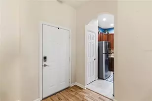3001 Laurel Park Ln, Kissimmee, FL 34741 - Photo 5