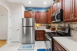3001 Laurel Park Ln, Kissimmee, FL 34741 - Photo 15