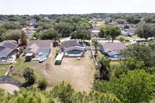 566 Montana Ave, Davenport, FL 33897 - Photo 23