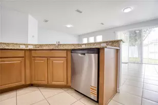8808 Abbey Leaf Ln, Orlando, FL 32827 - Photo 13