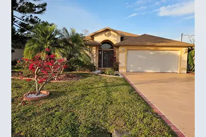 114 Albatross Road, Rotonda West, FL 33947 - Photo 1