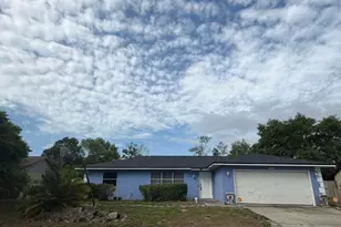 2824 W Huron Dr, Deltona, FL 32738 - Photo 1