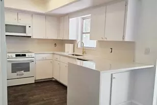 5210 Dr Martin Luther King Jr St N St, Saint Petersburg, FL 33703 - Photo 3