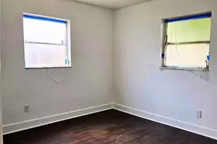 5210 Dr Martin Luther King Jr St N St, Saint Petersburg, FL 33703 - Photo 11