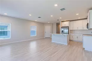 5082 Rain Shadow Dr, Saint Cloud, FL 34772 - Photo 3