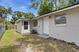 1723 E Idell St, Tampa, FL 33604 - Photo 15
