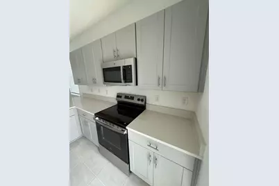 3208 Skyline Loop, Kissimmee, FL 34758 - Photo 9